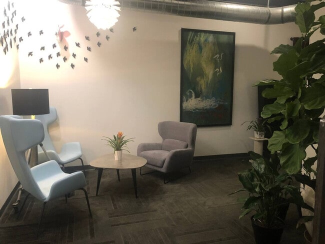 Building Photo - 350 East Ave