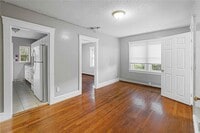 Building Photo - 126 Sumner Ave