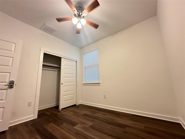 Building Photo - 117 Cupreata Ln
