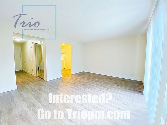 Building Photo - 128 E. St.