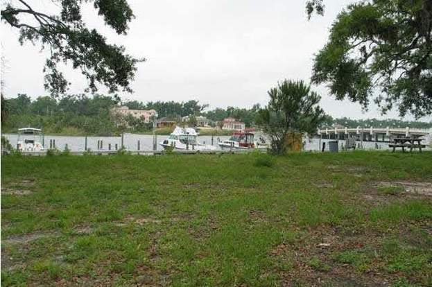Building Photo - 300 Bayou Blvd