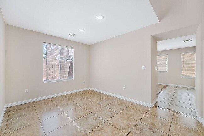Building Photo - Modern Comfort in the Heart of Coronado Ranch!