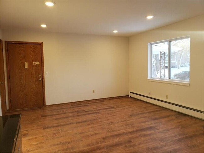 Building Photo - 2740 Xylon Ave N