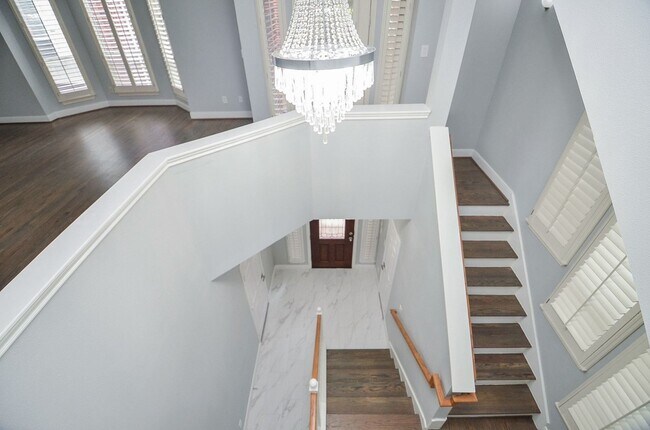 Building Photo - 1016 Studer St