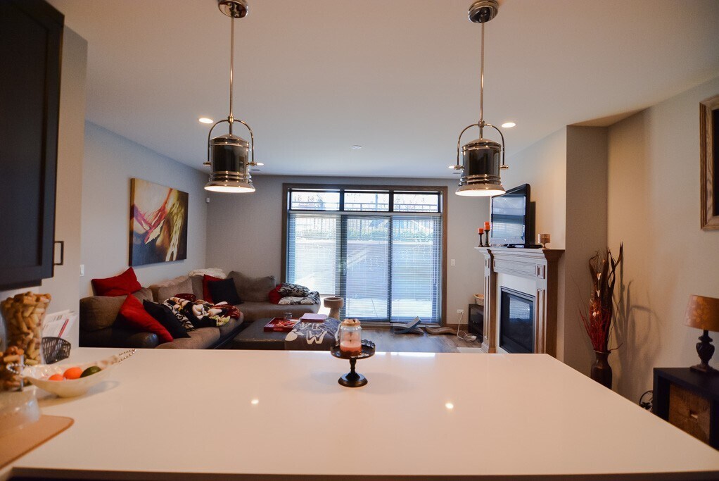 Building Photo - 4324 N Ashland Ave