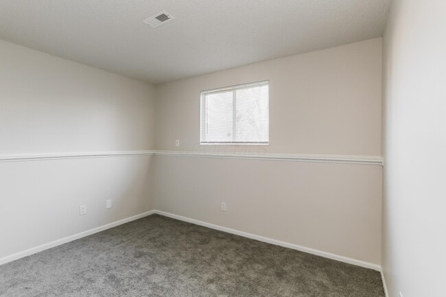 Building Photo - 1386 Tilia Ct