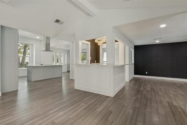 Building Photo - 9447 Viewside Dr