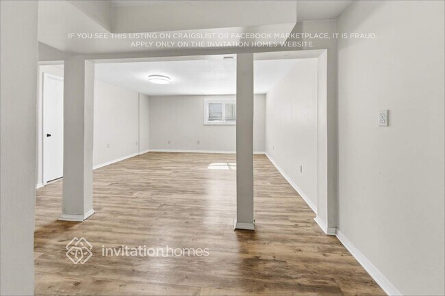 Building Photo - 7210 Shavano Ct