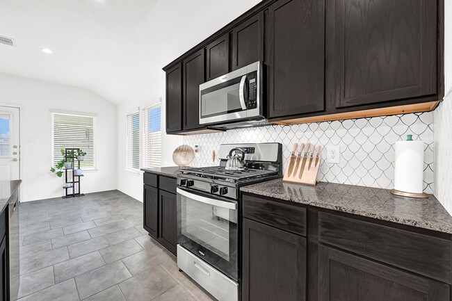 Building Photo - 7514 Cattle Walker Ct
