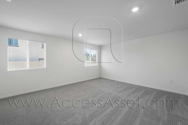 Building Photo - 4812 Sicily Dr