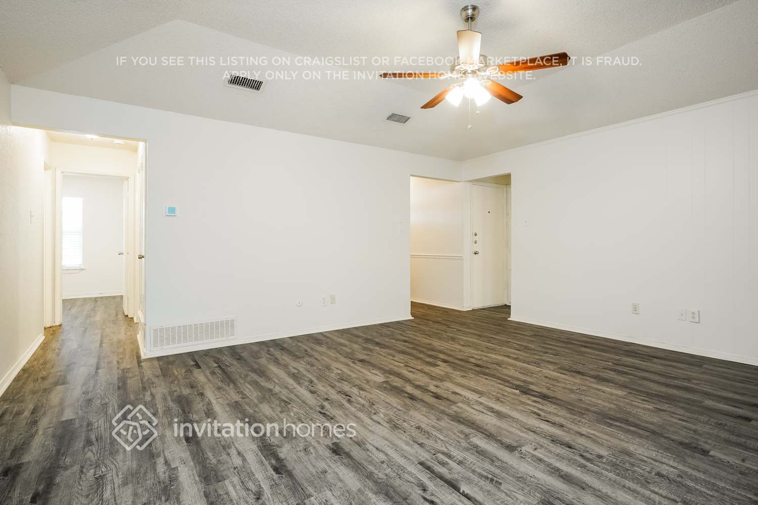 Building Photo - 5205 Hideaway Ct