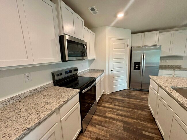 Building Photo - 505 Saddlewood Cv