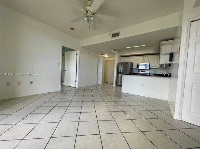 Building Photo - 3500 Coral Wy