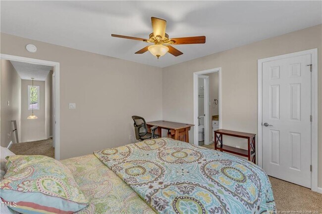 Building Photo - 5900 Shady Grove Cir
