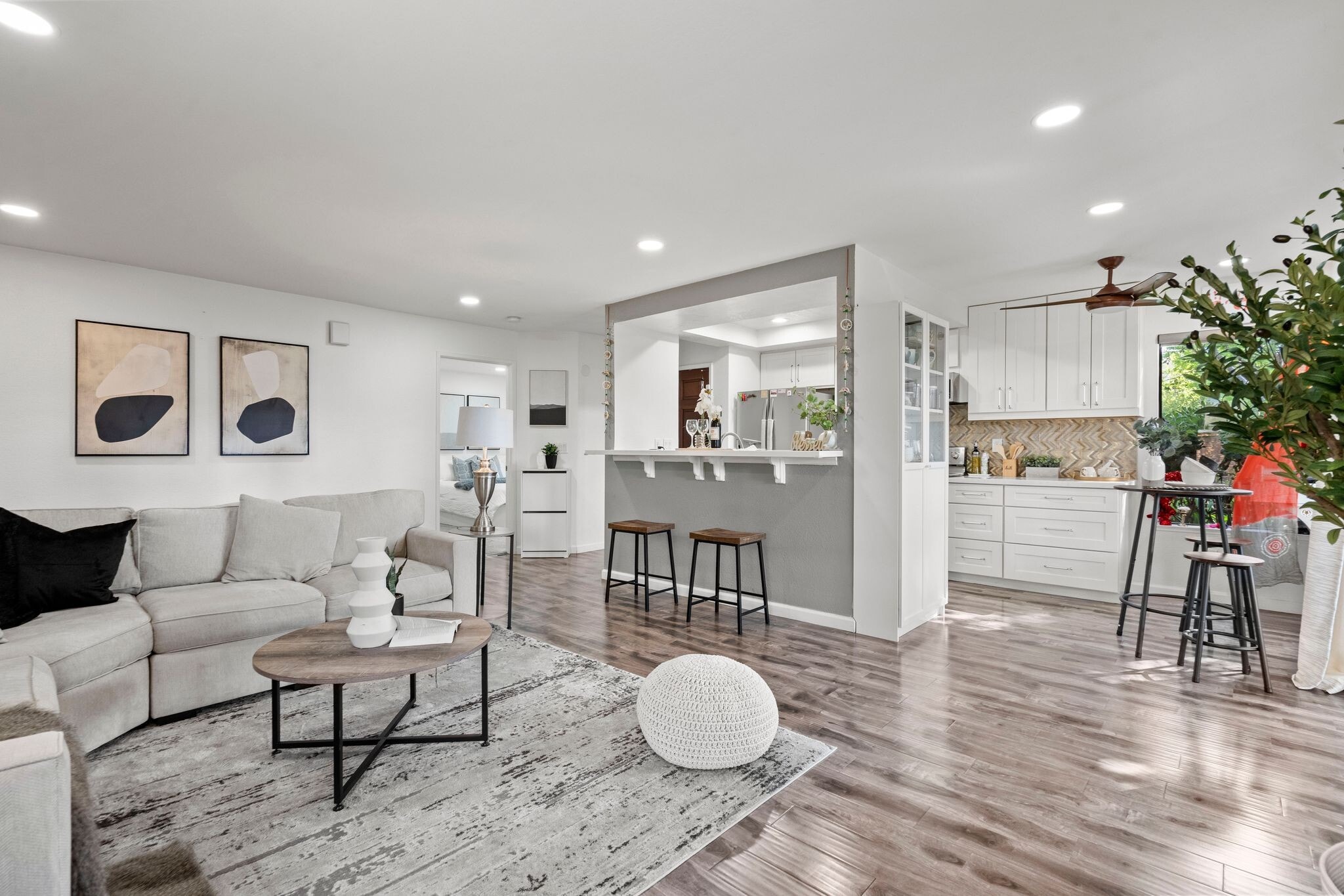 Building Photo - 874 Cherry Glen Cir