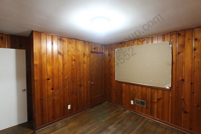 Building Photo - New On The Market!  Better Hurry To See Th...