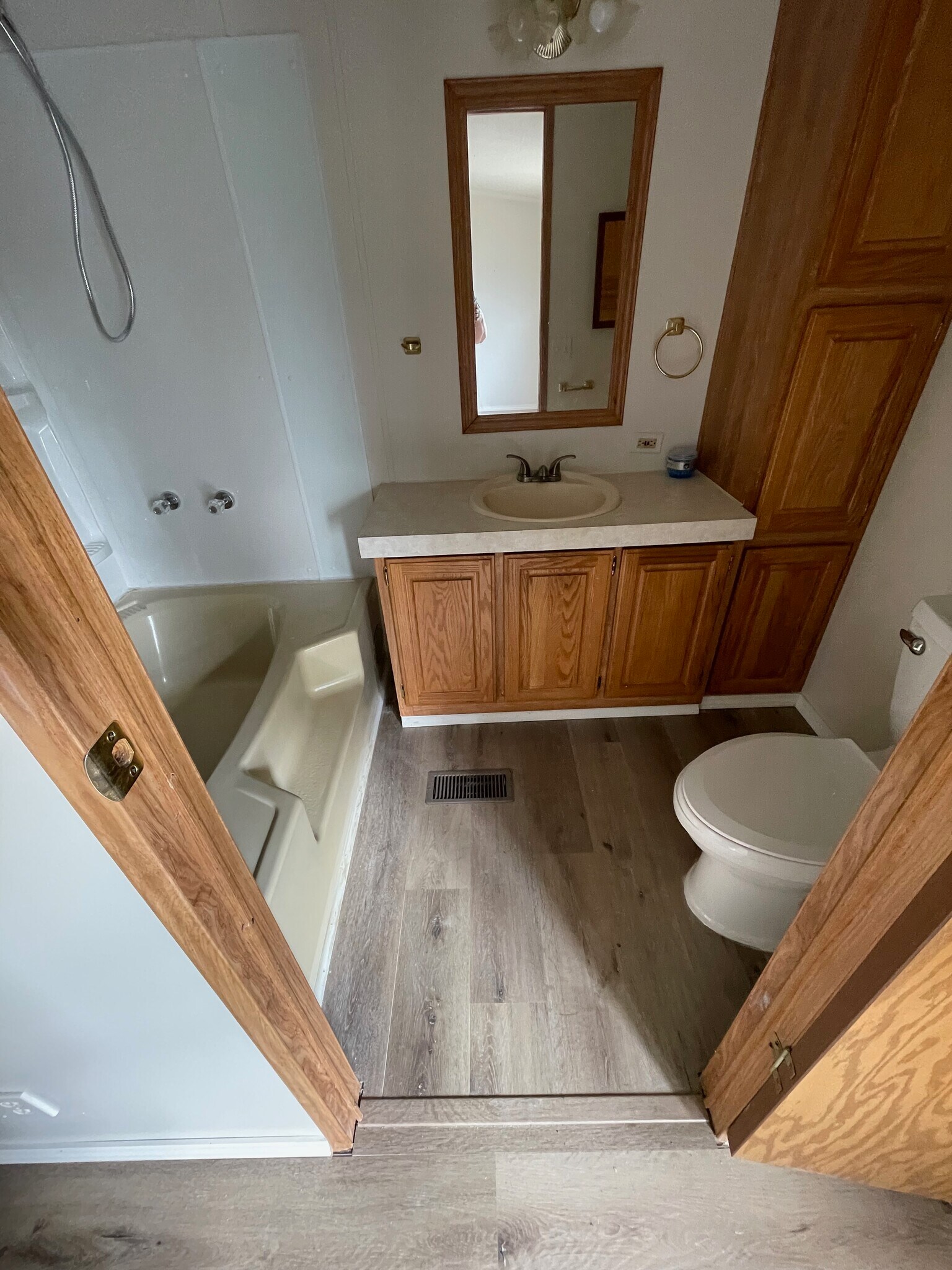 Master bathroom - 2656 S Montana St