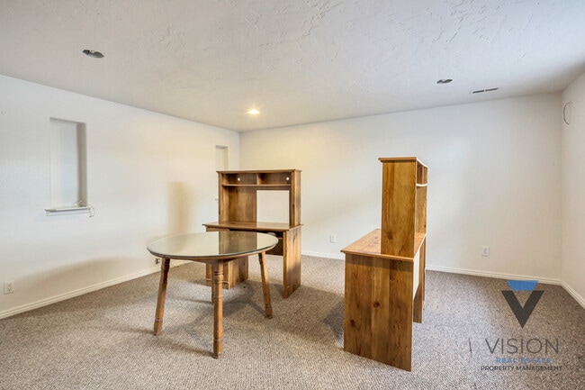 Building Photo - 1343 S 1370 E