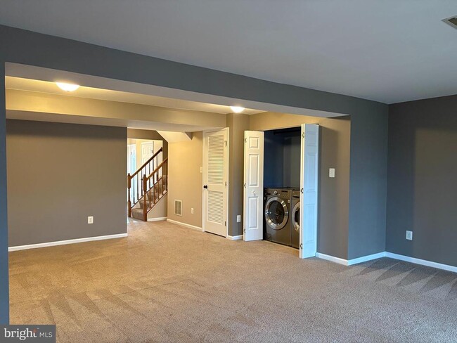 Building Photo - 4806 Turnberry Dr