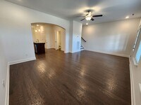 Building Photo - Gorgeous New Construction Home in Lebanon'...