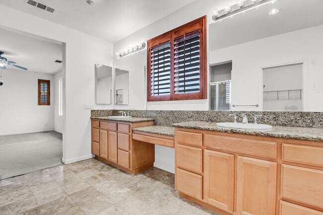 Building Photo - Magnificent home in San Bruno