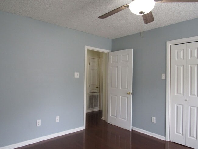 Building Photo - 35 G St
