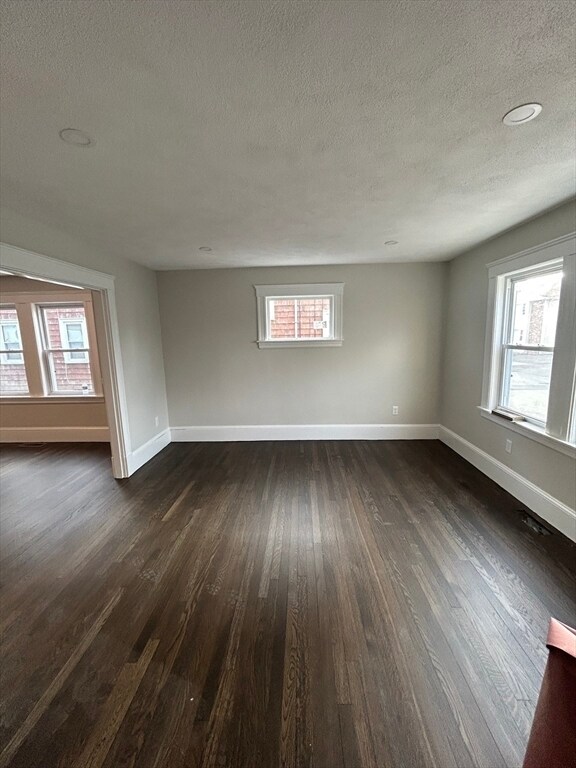 Building Photo - 16 Prospect St