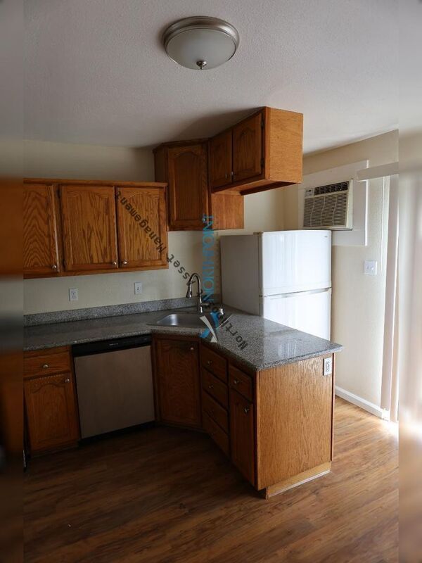 Building Photo - 1220 Browning Dr