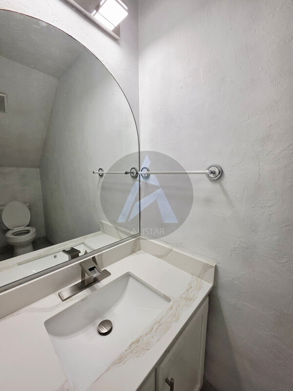 Building Photo - 1041 Kennesborough Rd NW