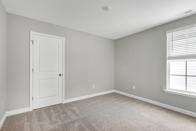 Building Photo - 712 Georgias Landing Parkway