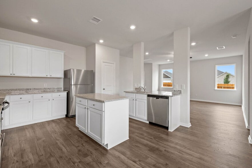 Building Photo - 7623 Tipton Meadow Way