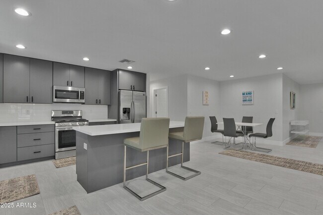 Building Photo - 4241 E Calle Tuberia