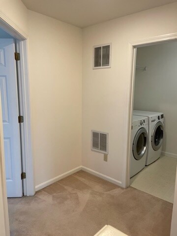Building Photo - 8 Thrush Ln
