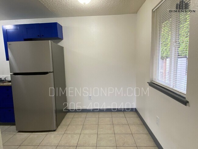 Building Photo - Convenient 1 bed 1 bath Units!