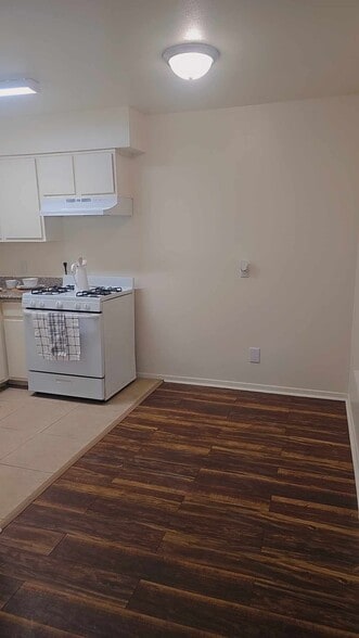 2X1 STANDARD - University Courtyard Apartments