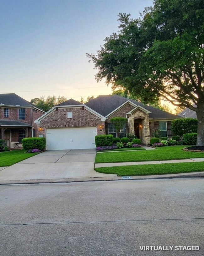 Building Photo - 606 Admiral Bay Ln