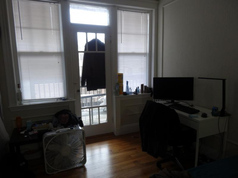 Building Photo - 45 Ashford St