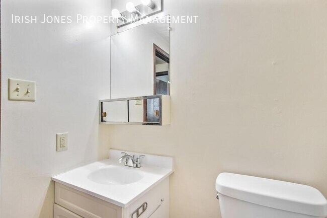 Building Photo - 9234 Niemel Dr