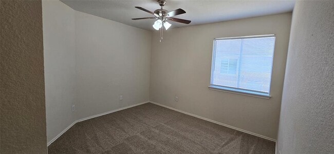 Building Photo - 911 Remington Dr