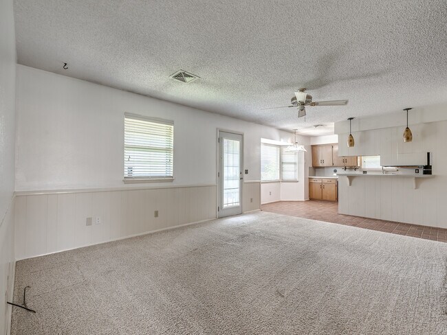 Building Photo - 6721 St Mary's Cir