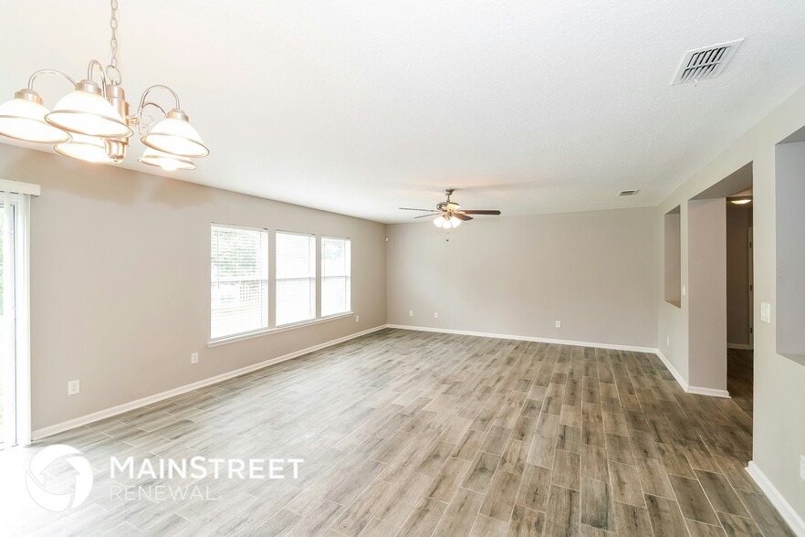 Building Photo - 11643 Pleasant Creek Dr