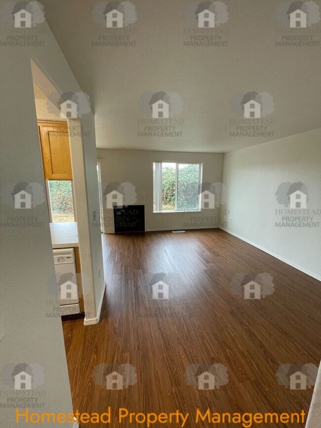 Building Photo - 166