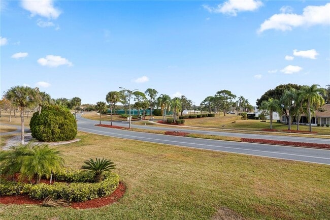 Building Photo - 6062 Willowpointe Cir