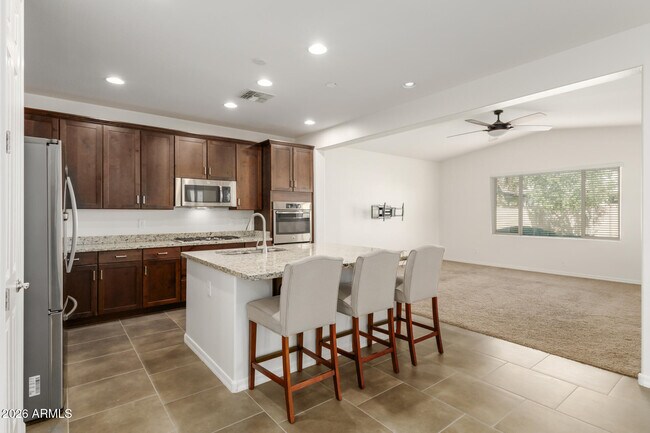 Building Photo - 5429 S Luiseno Blvd