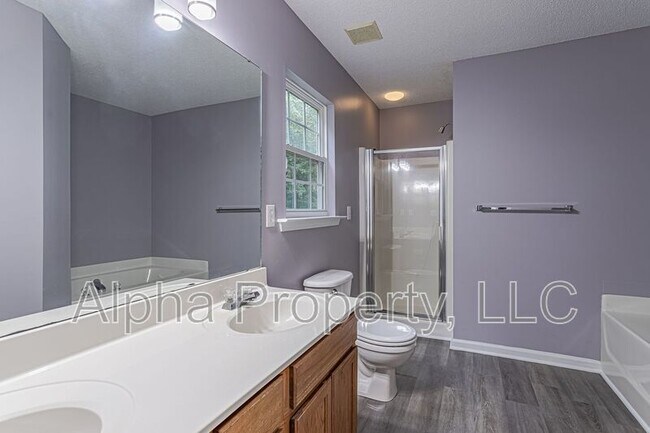 Building Photo - 736 Bent Hollow Ct