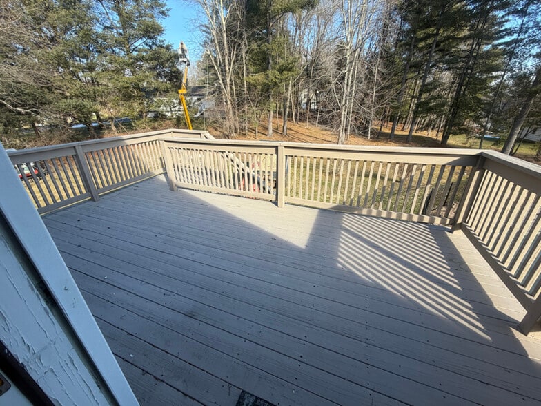 Building Photo - 190 Hoskins Rd