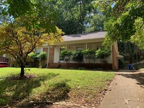 Building Photo - Renovated Raleigh Ranch, Convenient To 440...