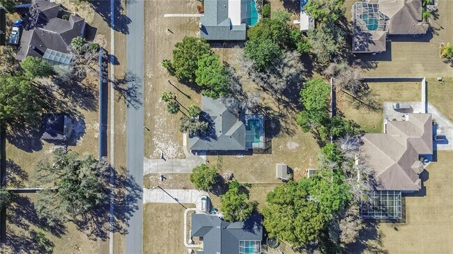 Building Photo - 15047 Woodbury Rd