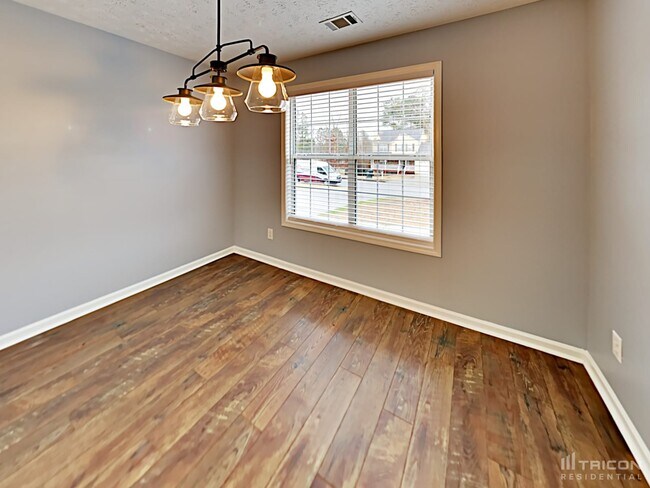 Building Photo - 5102 Meridian Lake Dr