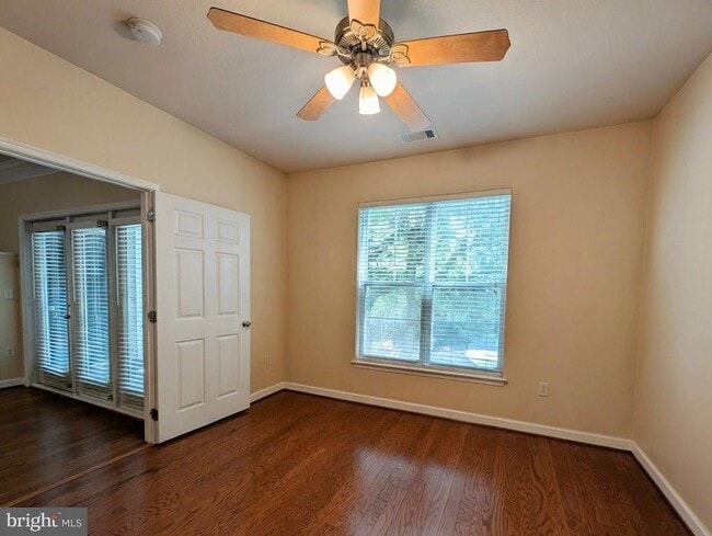 Building Photo - 501 Hungerford Dr